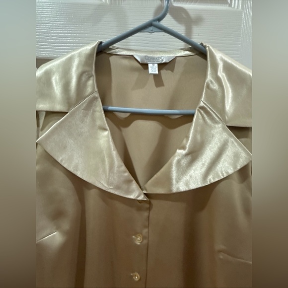 Conrad C Collection Ladies Gold Satin Blouse Size 12 $69 - Picture 6 of 12